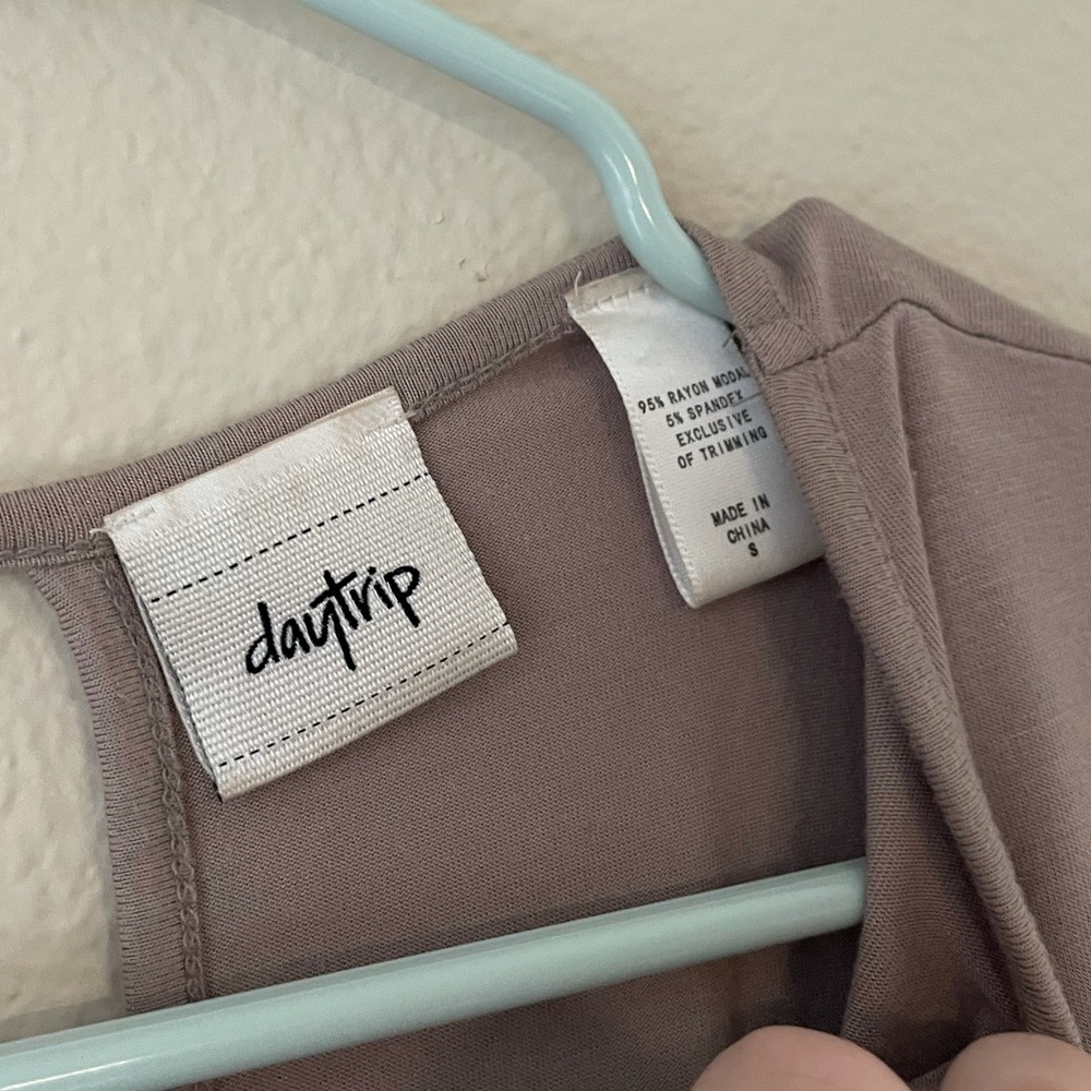 Daytrip V Neck Lace Tee